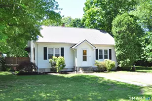 33 Roy St, Enfield, CT 06082 - Photo 2