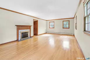 10 Philip Dr, Shelton, CT 06484 - Photo 4