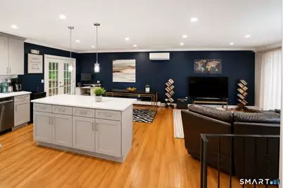 15 Jessup Street, Stamford, CT 06902 - Photo 2
