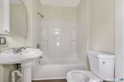 27 Beacon Street #3, Waterbury, CT 06704 - Photo 18