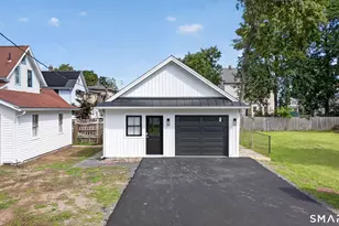 26 Bicycle St, Plainville, CT 06062 - Photo 2