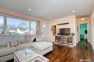 46 Aircraft Rd, West Haven, CT 06516 - Photo 14