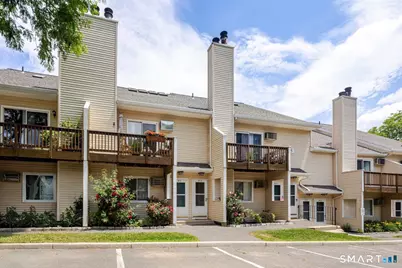 8 Rose Lane #18-10, Danbury, CT 06811 - Photo 2