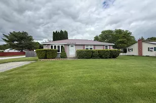 22 Porter Plain Rd, Thompson, CT 06277 - Photo 1