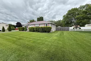 22 Porter Plain Rd, Thompson, CT 06277 - Photo 4