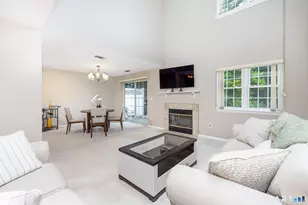 309 The Mews, Rocky Hill, CT 06067 - Photo 8