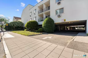 34 Crescent St, Stamford, CT 06906 - Photo 16