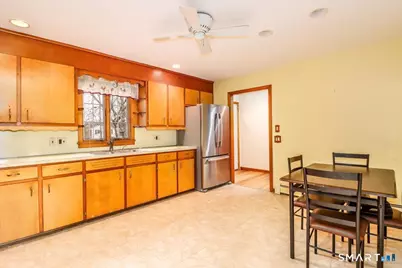 7 Mohawk Circle, Danbury, CT 06811 - Photo 10