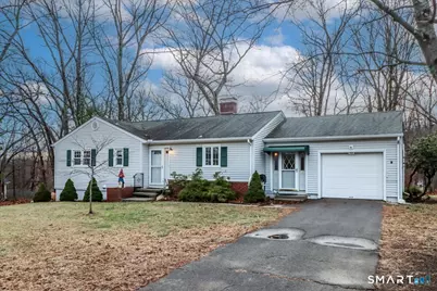 7 Mohawk Circle, Danbury, CT 06811 - Photo 2