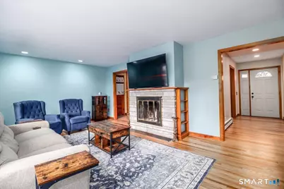 7 Mohawk Circle, Danbury, CT 06811 - Photo 6