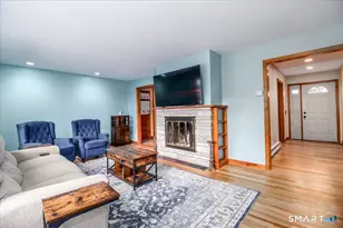 7 Mohawk Cir, Danbury, CT 06811 - Photo 6