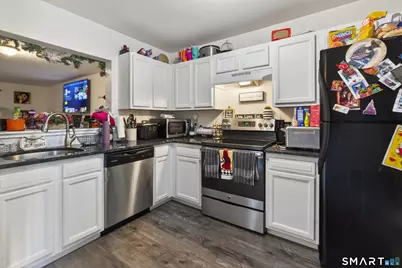 1425 Quinnipiac Avenue #304, New Haven, CT 06513 - Photo 2