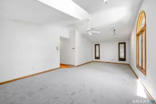 3 Hawley Dr, Ansonia, CT 06401 - Photo 12
