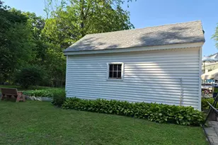 7 Usher Ave, Plainville, CT 06062 - Photo 24