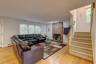 11 Lexington Rd, Avon, CT 06001 - Photo 18