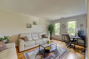 11 Lexington Rd, Avon, CT 06001 - Photo 4