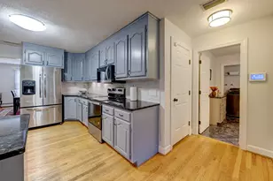 11 Lexington Rd, Avon, CT 06001 - Photo 10