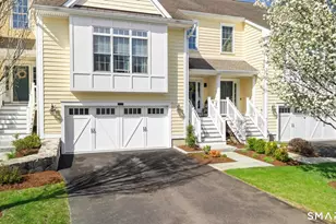 46 Great Heron Ln, Brookfield, CT 06804 - Photo 2