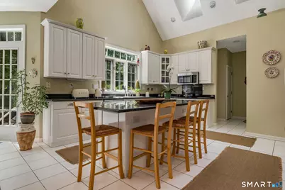 77 Silo Hill, Madison, CT 06443 - Photo 12