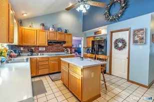 57 Summer St, Portland, CT 06480 - Photo 4