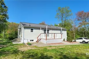 7 Sunnieside Ct, Waterford, CT 06385 - Photo 30