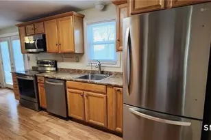 7 Sunnieside Ct, Waterford, CT 06385 - Photo 12