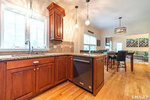 1004 Maple St, Rocky Hill, CT 06067 - Photo 6