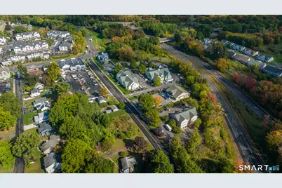 59 Sycamore Street #3rd Floor, Glastonbury, CT 06033 - Photo 12