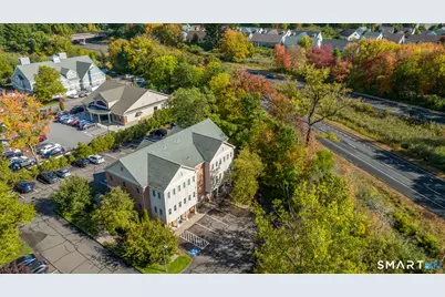 59 Sycamore Street #3rd Floor, Glastonbury, CT 06033 - Photo 4