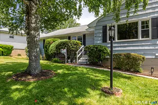 124 Pasadena Ave, Stratford, CT 06614 - Photo 38