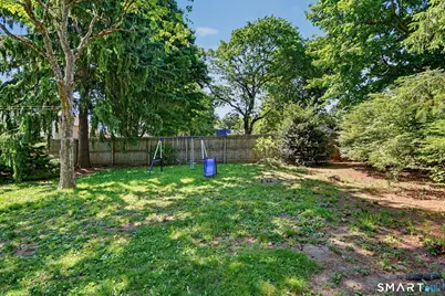 10 Koger Road, Trumbull, CT 06611 - Photo 24