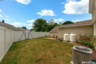 4 James St, East Haven, CT 06512 - Photo 4