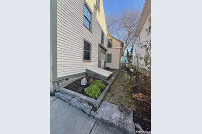 7 Coit Street #2, New London, CT 06320 - Photo 2