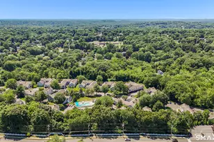359 Hadley Dr, Trumbull, CT 06611 - Photo 36