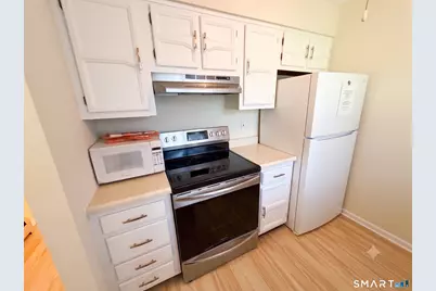 215 Foxwood Lane #215, Milford, CT 06461 - Photo 10