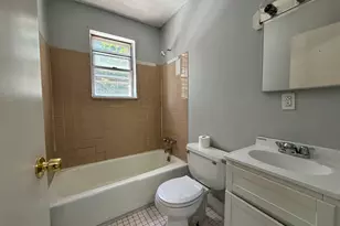 145 Cowles St, Bridgeport, CT 06607 - Photo 8
