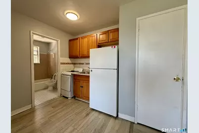 145 Cowles Street #B7, Bridgeport, CT 06607 - Photo 4