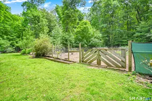 318 James Rd, Ashford, CT 06278 - Photo 8