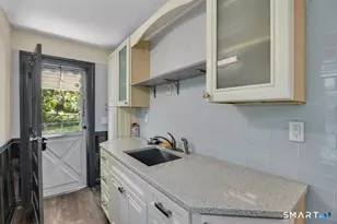 21 Millard St, New Britain, CT 06051 - Photo 2