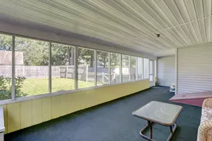 165 Stillwold Dr, Wethersfield, CT 06109 - Photo 18