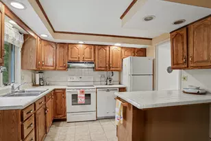 5 Leighton Ct, North Haven, CT 06473 - Photo 12