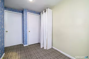 2 Washington Ct, Stamford, CT 06902 - Photo 20