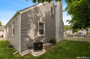 186 Cedar St, Newington, CT 06111 - Photo 32