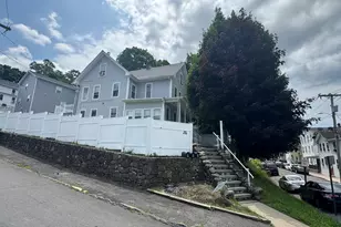 299 High St, Naugatuck, CT 06770 - Photo 2