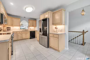 459 Fisher Ct, Shelton, CT 06484 - Photo 10