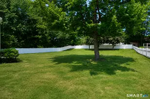 10 Harlan Rd, Farmington, CT 06032 - Photo 22