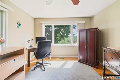 72 Calhoun Avenue, Trumbull, CT 06611 - Photo 22