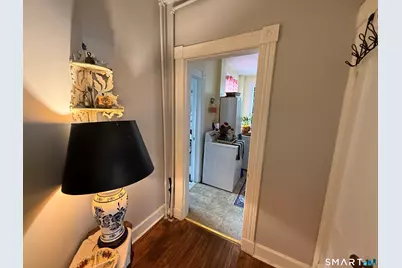 23 Pine Street, Waterbury, CT 06710 - Photo 16