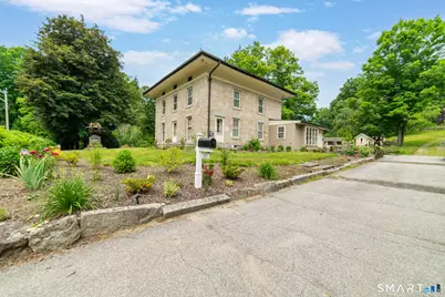 1917 Main Street North, Woodbury, CT 06798 - Photo 1