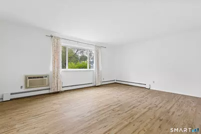 557 Glendale Avenue #557, Bridgeport, CT 06606 - Photo 14